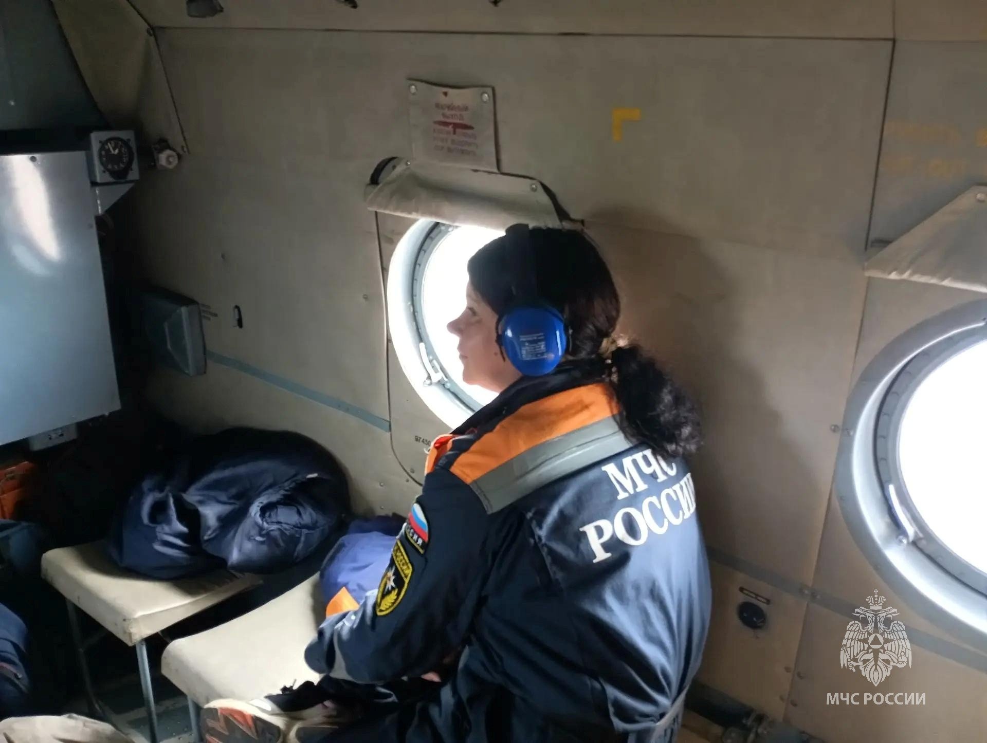 Спасатели ведут поиски двух рыбаков в Татарском проливе Предоставлено пресс-службой ГУ МЧС России по Хабаровскому краю